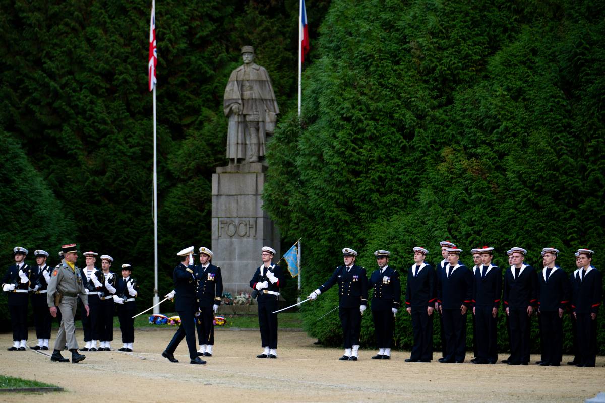 Prince Albert II and Pierre Casiraghi honour Remembrance Day in Compiègne