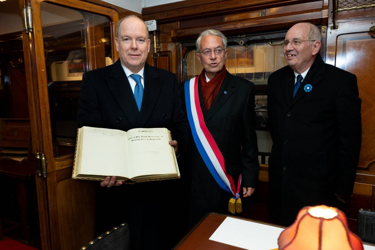 Prince Albert II and Pierre Casiraghi honour Remembrance Day in Compiègne