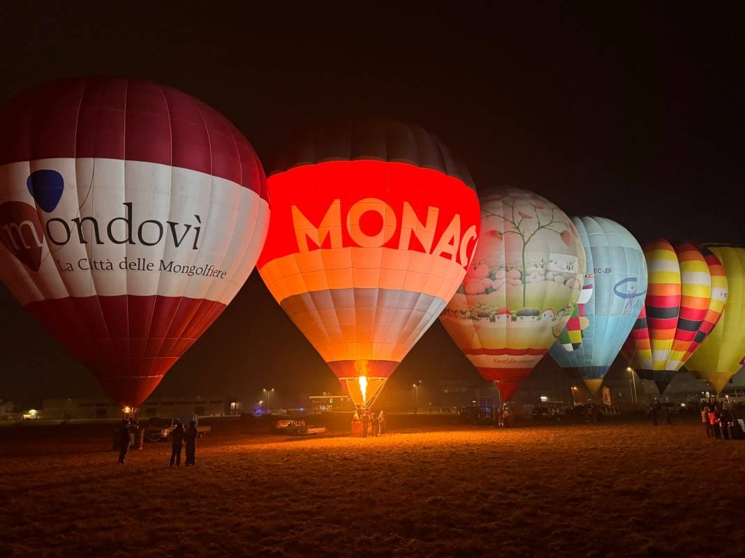 The Aeronauts of Monaco: 35th Mondovi International Balloon Festival